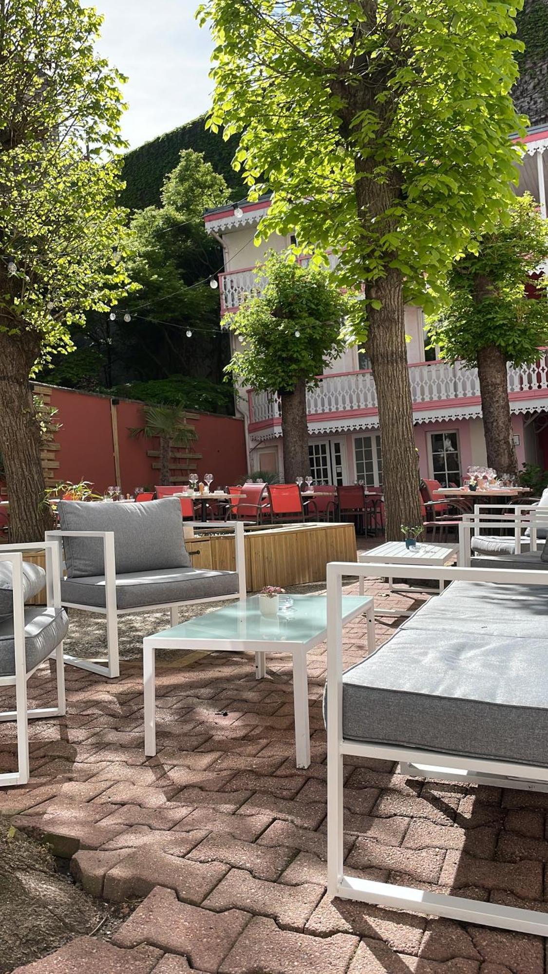 Hotel & Restaurant Le Patio Vichy Kültér fotó