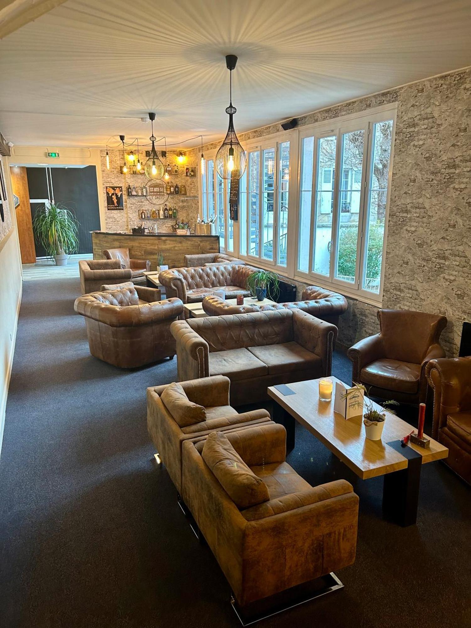 Hotel & Restaurant Le Patio Vichy Kültér fotó